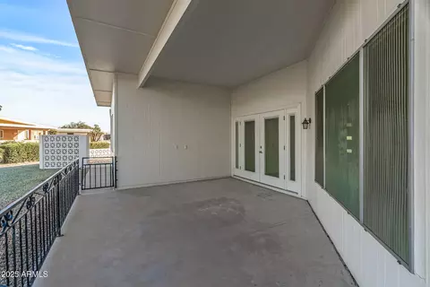Exterior - 17841 N Willowbrook Dr, Sun City, AZ 85373 photo 3 of 9