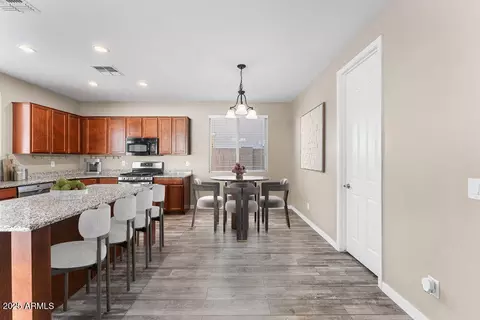 5871 S Parkcrest St, Gilbert, AZ 85298 photo 9