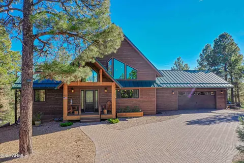 2893 Cedar Ridge Dr, Overgaard, AZ 85933 photo 2