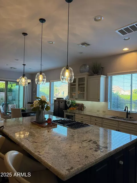 37130 N Stoneware Dr, Queen Creek, AZ 85140