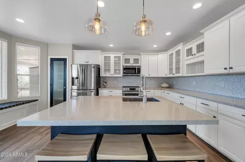 26434 S Boxwood Dr, Sun Lakes, AZ 85248