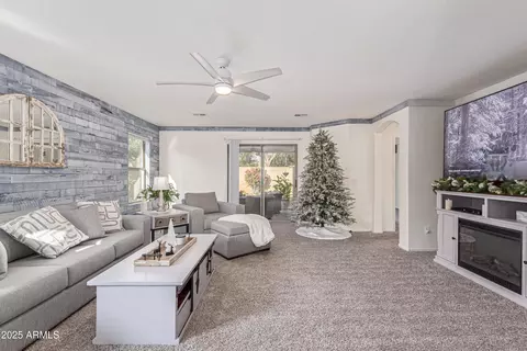 Living - 3756 E Timberline Rd, Gilbert, AZ 85297 photo 3 of 4