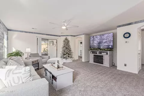 Living - 3756 E Timberline Rd, Gilbert, AZ 85297 photo 4 of 4