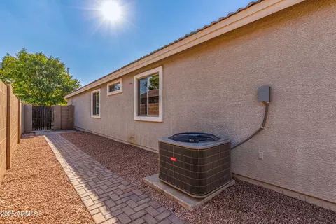 Exterior - 3756 E Timberline Rd, Gilbert, AZ 85297 photo 2 of 4