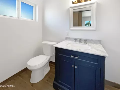 Bath - 7231 N 23rd Ave, Phoenix, AZ 85021 photo 3 of 5