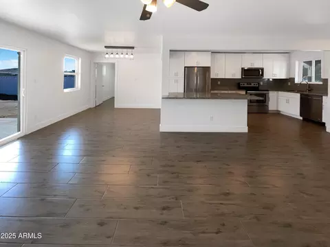 Living - 7231 N 23rd Ave, Phoenix, AZ 85021 photo 4 of 4