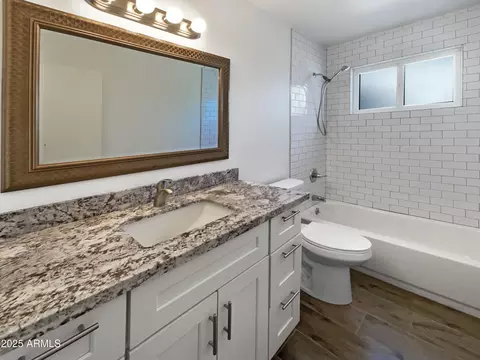 Bath - 7231 N 23rd Ave, Phoenix, AZ 85021 photo 2 of 5