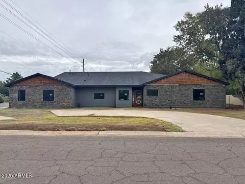 1426 W Royal Palm Rd, Phoenix, AZ 85021