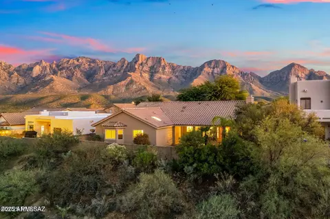 1645 E Ganymede Dr, Tucson, AZ 85737