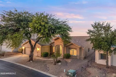 1645 E Ganymede Dr, Tucson, AZ 85737