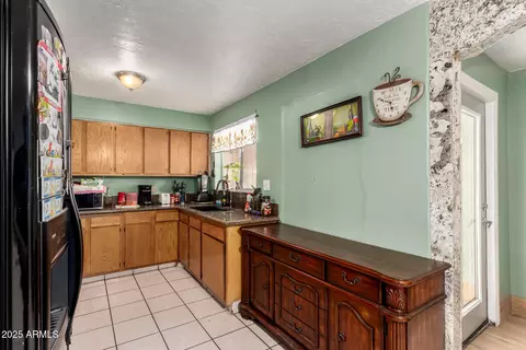 Kitchen - 3308 W Windsor Ave, Phoenix, AZ 85009 photo 1 of 3