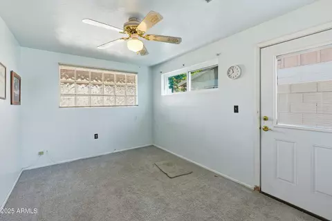 857 E Buffalo St, Chandler, AZ 85225