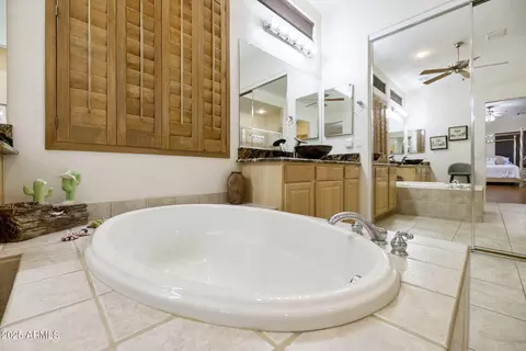 Bath - 4765 E Jude Ct, Gilbert, AZ 85298 photo 4 of 7
