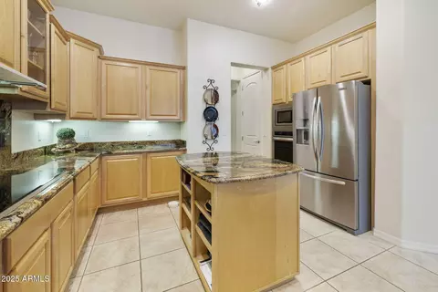 Kitchen - 4765 E Jude Ct, Gilbert, AZ 85298 photo 3 of 9
