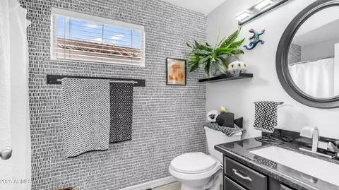882 E Baylor Ln, Gilbert, AZ 85296 photo 14