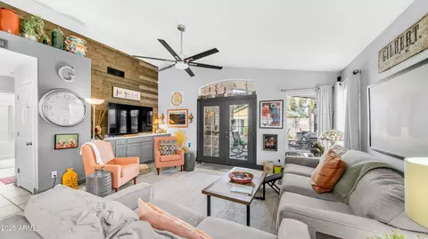 882 E Baylor Ln, Gilbert, AZ 85296 photo 6