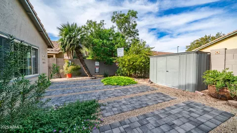 882 E Baylor Ln, Gilbert, AZ 85296 photo 9