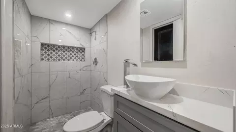 Bath - 344 E Taylor St, Tempe, AZ 85288 photo 2 of 2