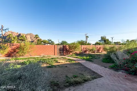 Exterior - 4350 E Vermont Ave, Phoenix, AZ 85018 photo 8 of 35