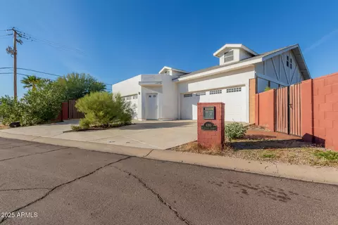 Exterior - 4350 E Vermont Ave, Phoenix, AZ 85018 photo 3 of 35