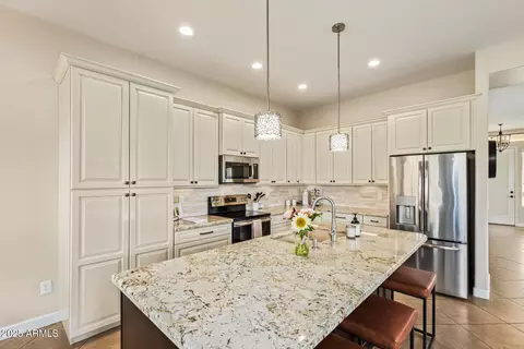 535 S Lemon Ct, Gilbert, AZ 85296