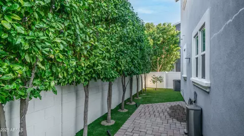 Exterior - 706 E Boca Raton Rd, Phoenix, AZ 85022 photo 3 of 8