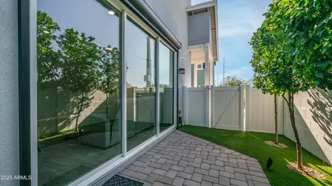 Exterior - 706 E Boca Raton Rd, Phoenix, AZ 85022 photo 2 of 8