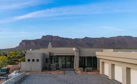 6642 E Old Camp Rd, Gold Canyon, AZ 85118