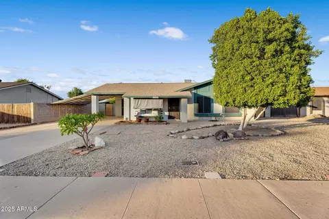 7420 W Mission Ln, Peoria, AZ 85345