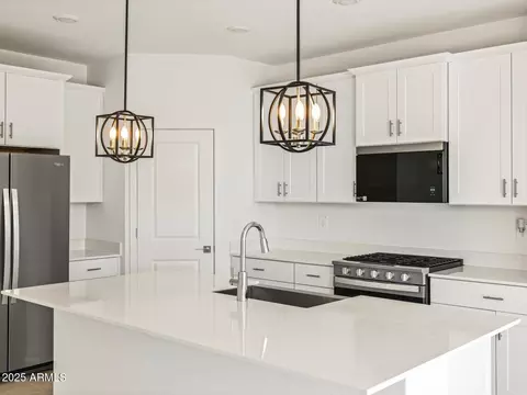 4127 W Erik Ln, Queen Creek, AZ 85142