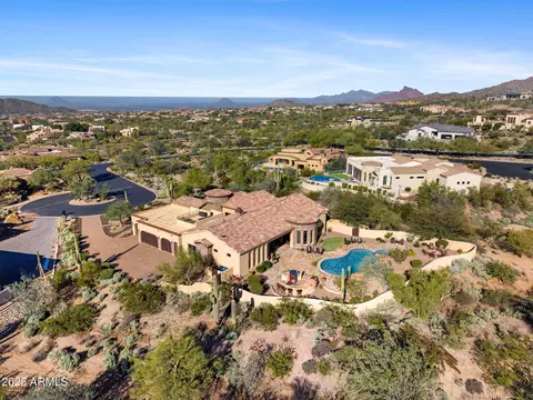 8461 E Red Hawk Cir, Mesa, AZ 85207 photo 4