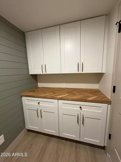 Other - 385 E Clarendon Ave, Phoenix, AZ 85012 photo 10 of 11