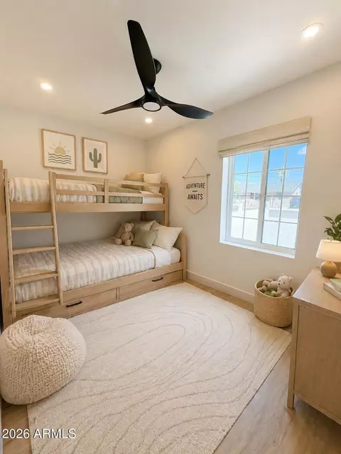 Bedroom - 385 E Clarendon Ave, Phoenix, AZ 85012 photo 1 of 6