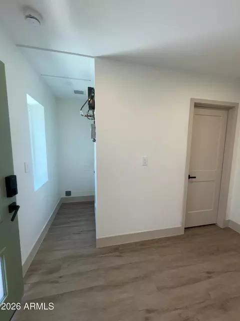 Entry Way - 385 E Clarendon Ave, Phoenix, AZ 85012 photo 1 of 1