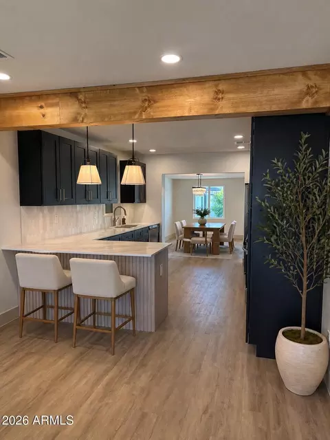 Kitchen - 385 E Clarendon Ave, Phoenix, AZ 85012 photo 1 of 3