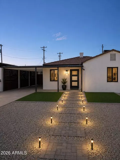 385 E Clarendon Ave, Phoenix, AZ 85012