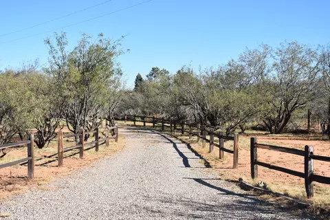 8680 E Mustang Trl, Hereford, AZ 85615
