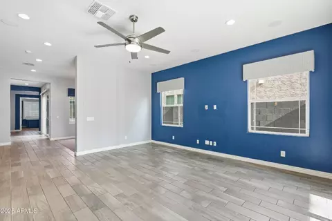 4621 E Walter Way, Phoenix, AZ 85050 photo 16