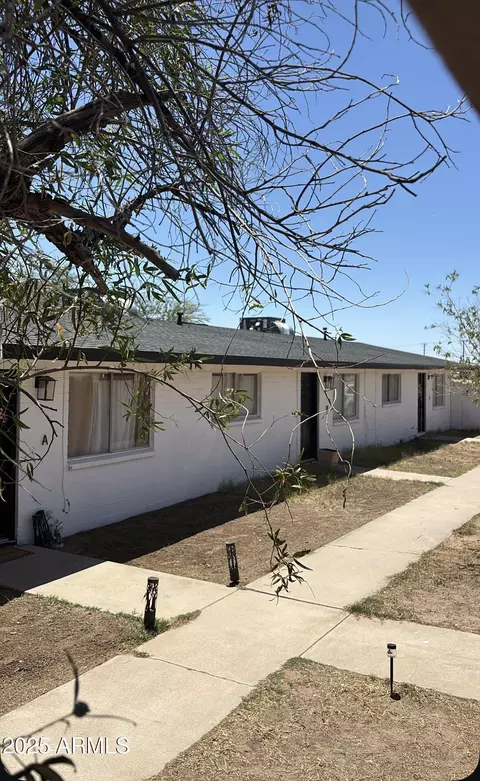 704 W 11th St, Casa Grande, AZ 85122