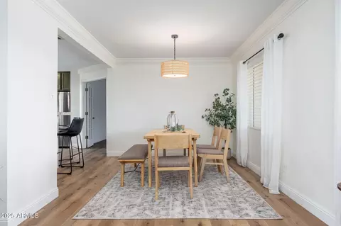 Dining - 3002 E Whitton Ave, Phoenix, AZ 85016 photo 1 of 2