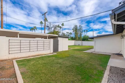 Exterior - 3002 E Whitton Ave, Phoenix, AZ 85016 photo 6 of 6