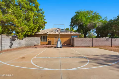 Exterior - 1017 E Kramer St, Mesa, AZ 85203 photo 6 of 6