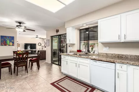 Kitchen - 8265 E Lakeview Ave, Mesa, AZ 85209 photo 4 of 4