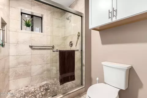 Bath - 8265 E Lakeview Ave, Mesa, AZ 85209 photo 2 of 3