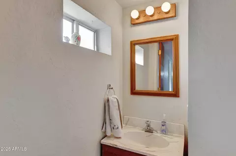 2917 E Highland Ave, Phoenix, AZ 85016 photo 42