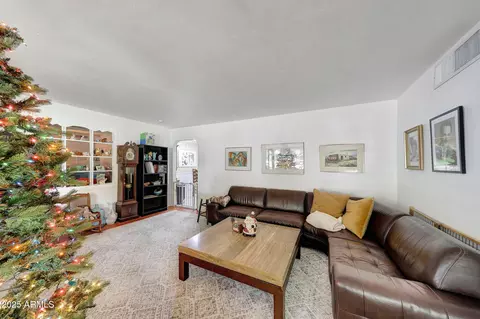 2917 E Highland Ave, Phoenix, AZ 85016 photo 13