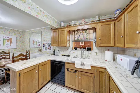 2917 E Highland Ave, Phoenix, AZ 85016 photo 23