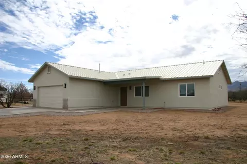 6370 S Jaxel Rd, Hereford, AZ 85615