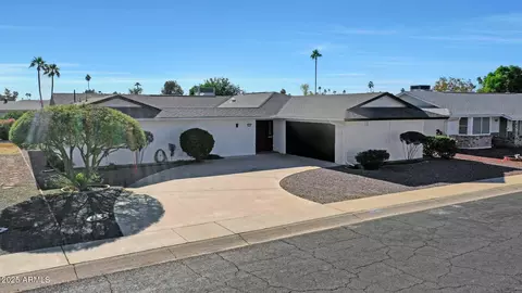 10922 W El Capitan Cir, Sun City, AZ 85351