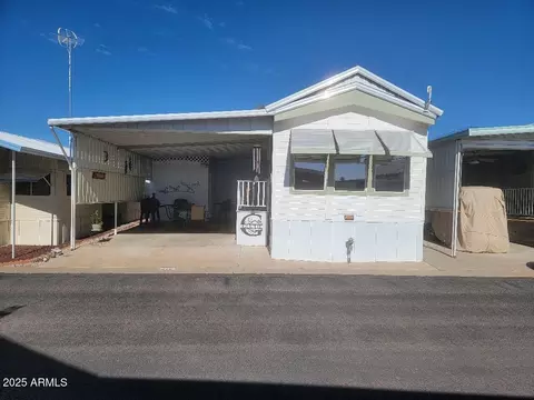 210 E Hedge Dr, Florence, AZ 85132